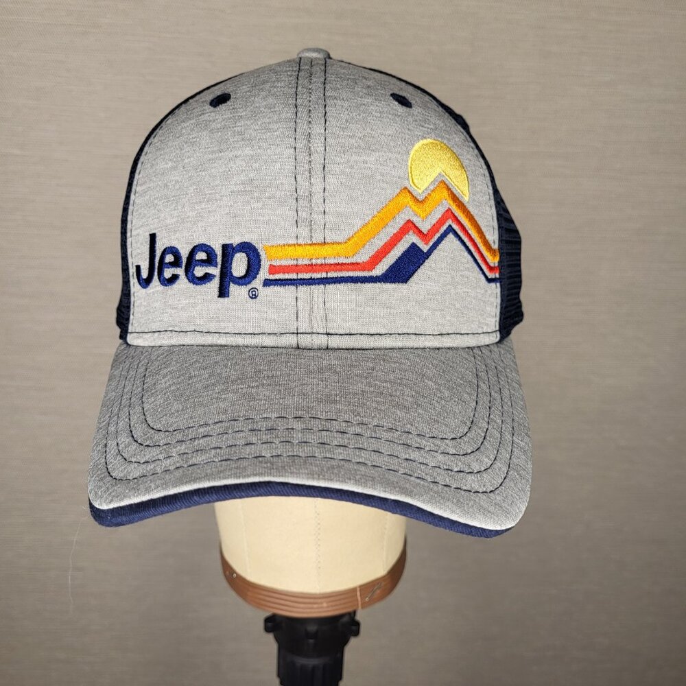 BUCK WEAR Jeep Grey Mountain Stripe Snapback Trucker Cap NWT